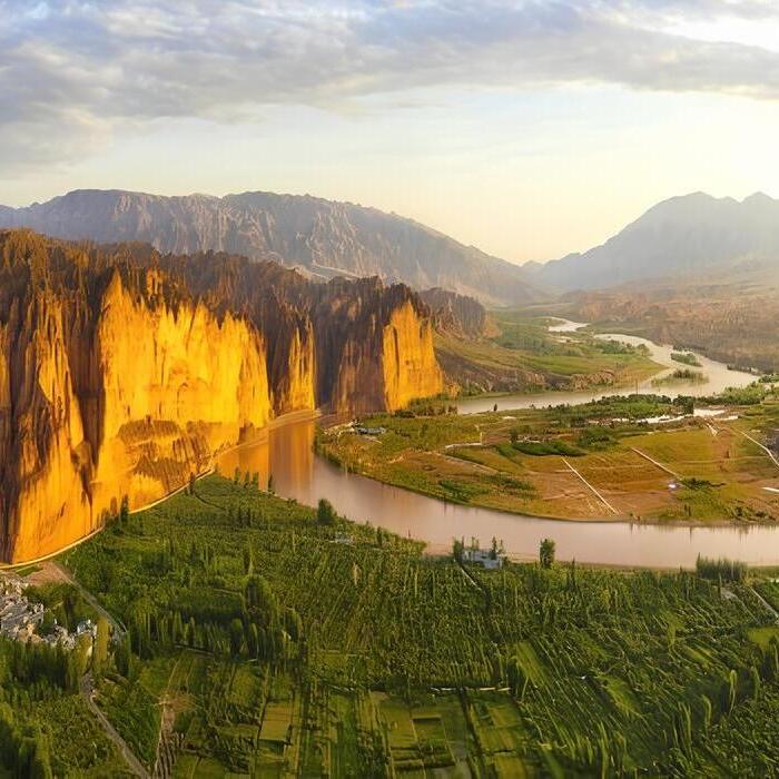 Look_Up_Baiyin_Travel_China